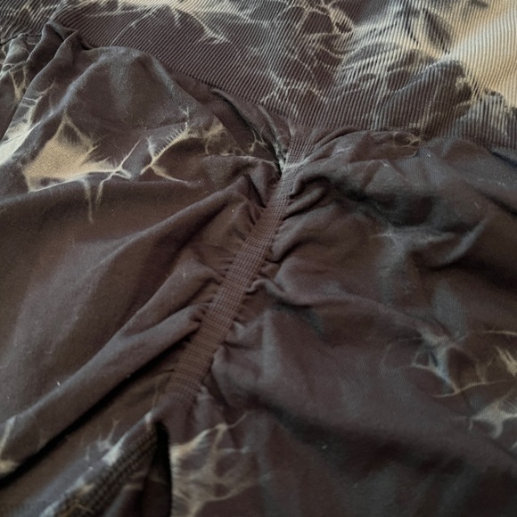 Stylish Black Tie-Dye Women's Leggings, size L - Picture 8 of 12